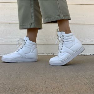 ❗️❗️WORN ONCE❗️❗️ White High Tops